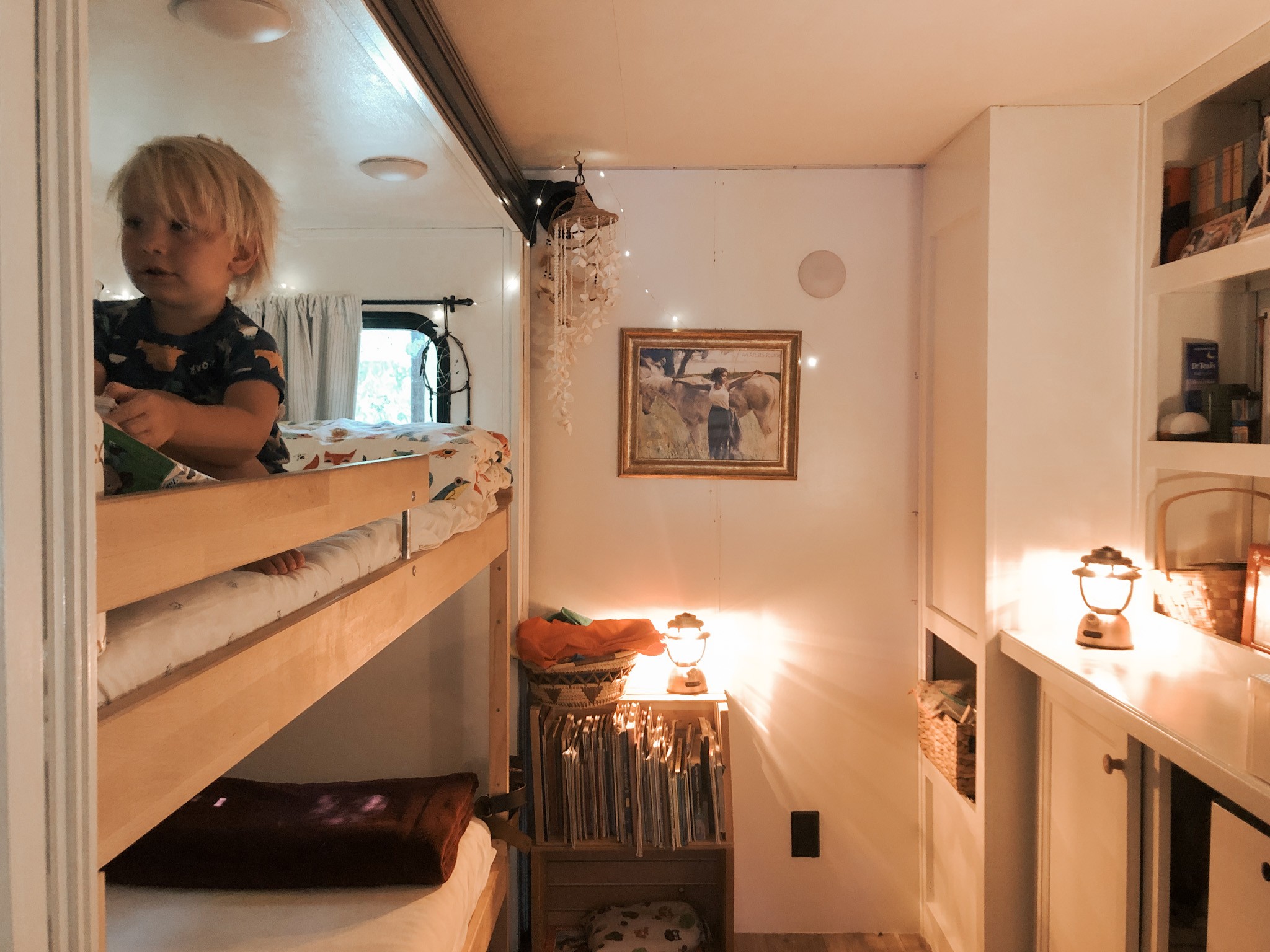 The bunkbeds inside the JC & BÄRBEL BARRINGER family's 2018 KZ Durango Gold fifth wheel
