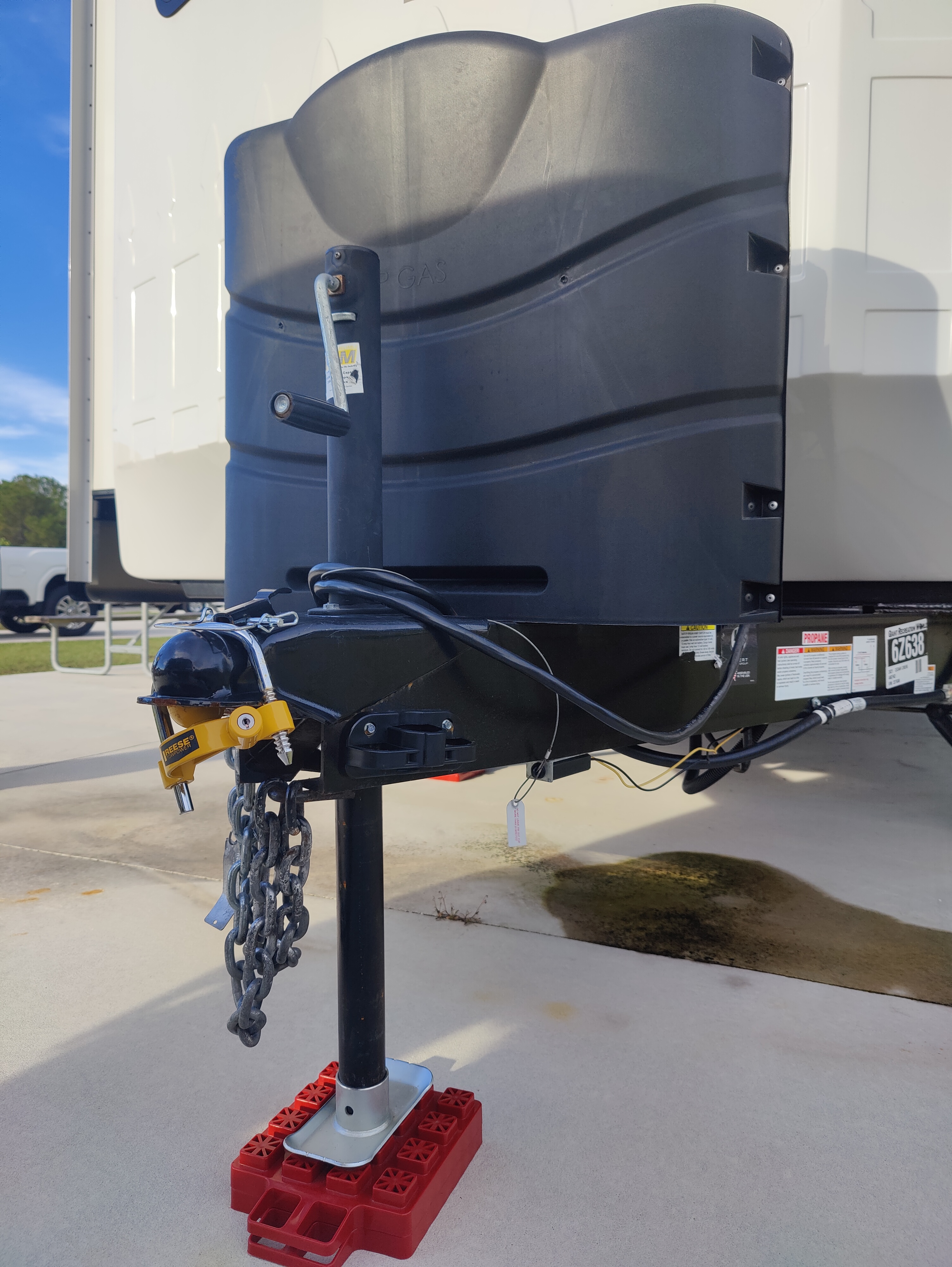 travel trailer hitch