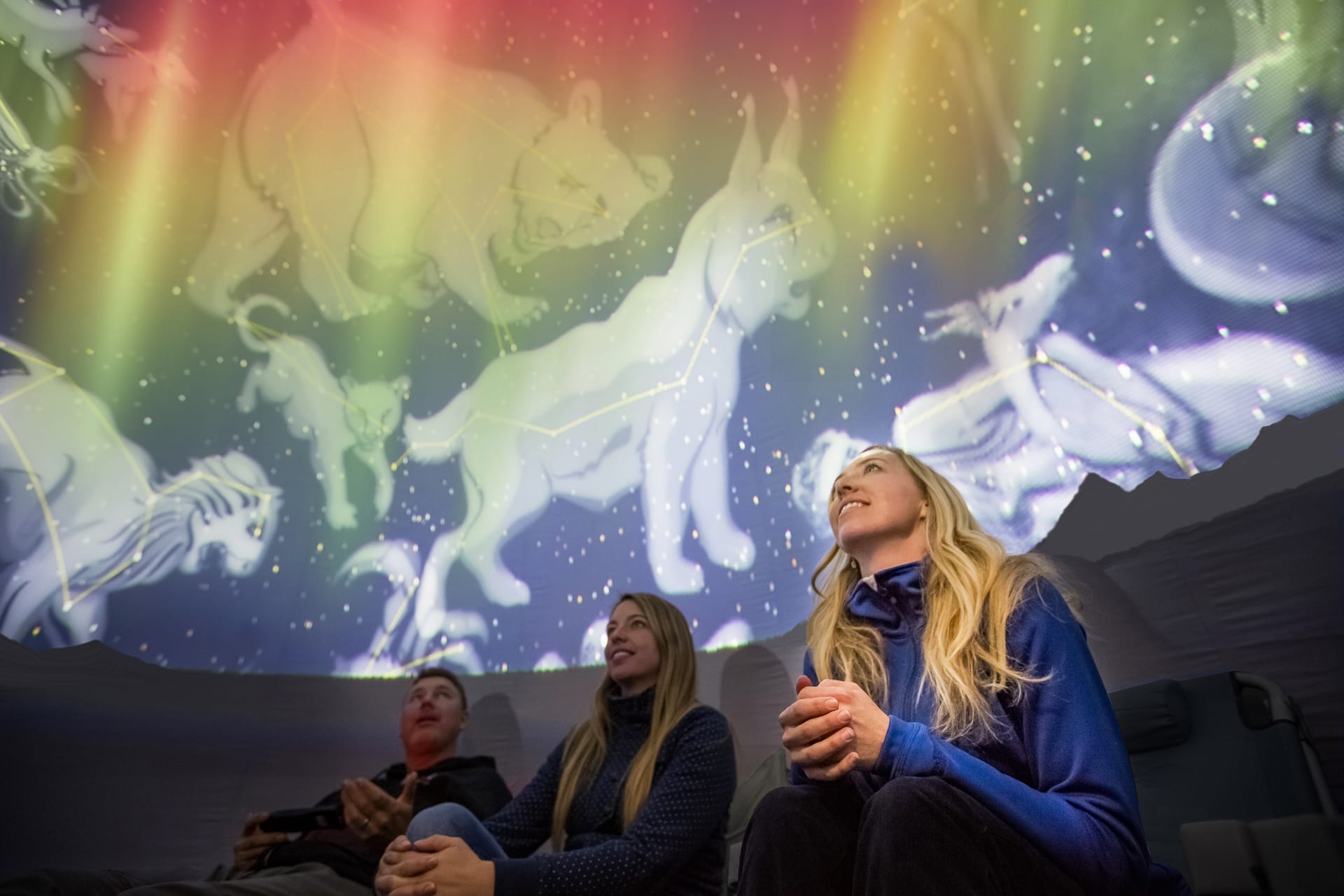 Jasper Planetarium offers nightly tours of the dark sky