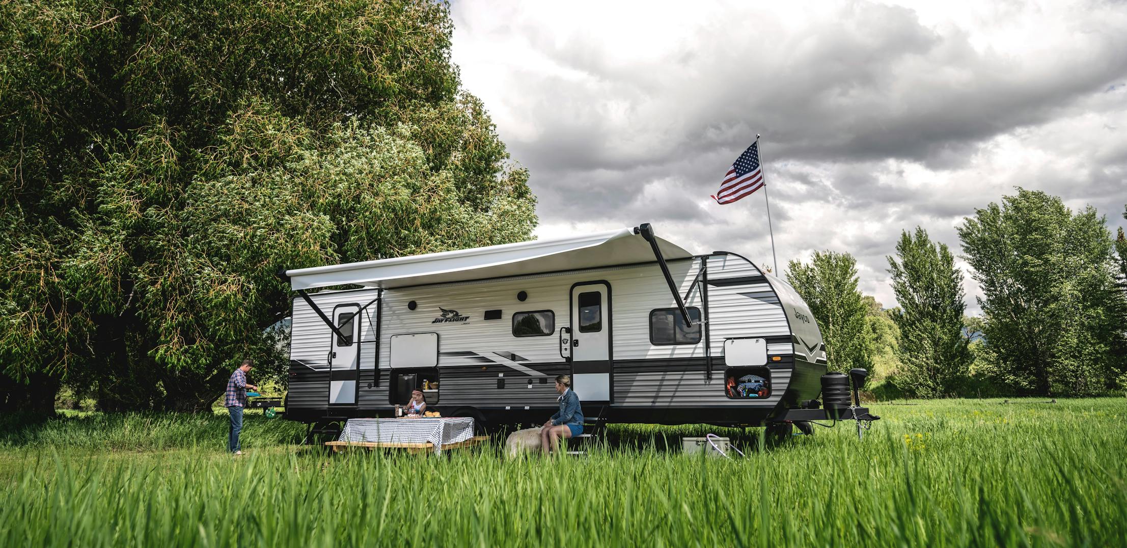 What Is a Travel Trailer and What are the Advantages of this RV - THOR ...