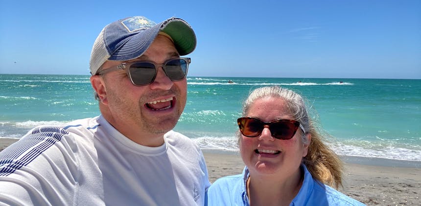 Michael & Tiffany Dunagan take a selfie at the beach