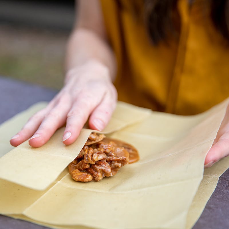Wrapping up a few finished pralines to share.