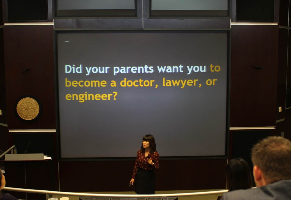 Dr. Na gives a presentation. 