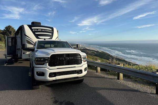 Sherise Gumbs's KZ Durango HT fifth wheel overlooking the ocean in Florence, Oregon.