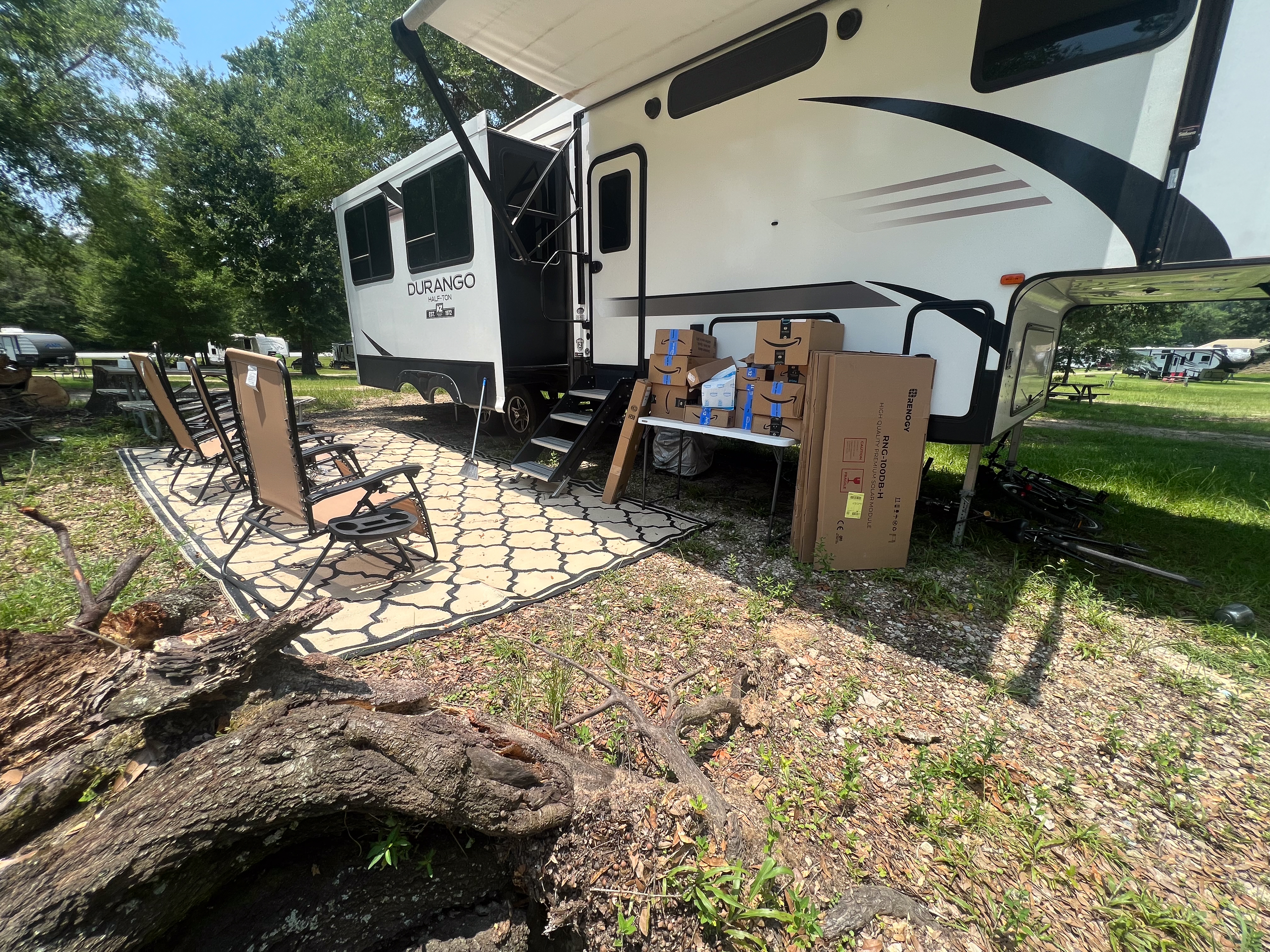 A patio setup outside of Sherise Gumbs' KZ Durango fifth wheel.