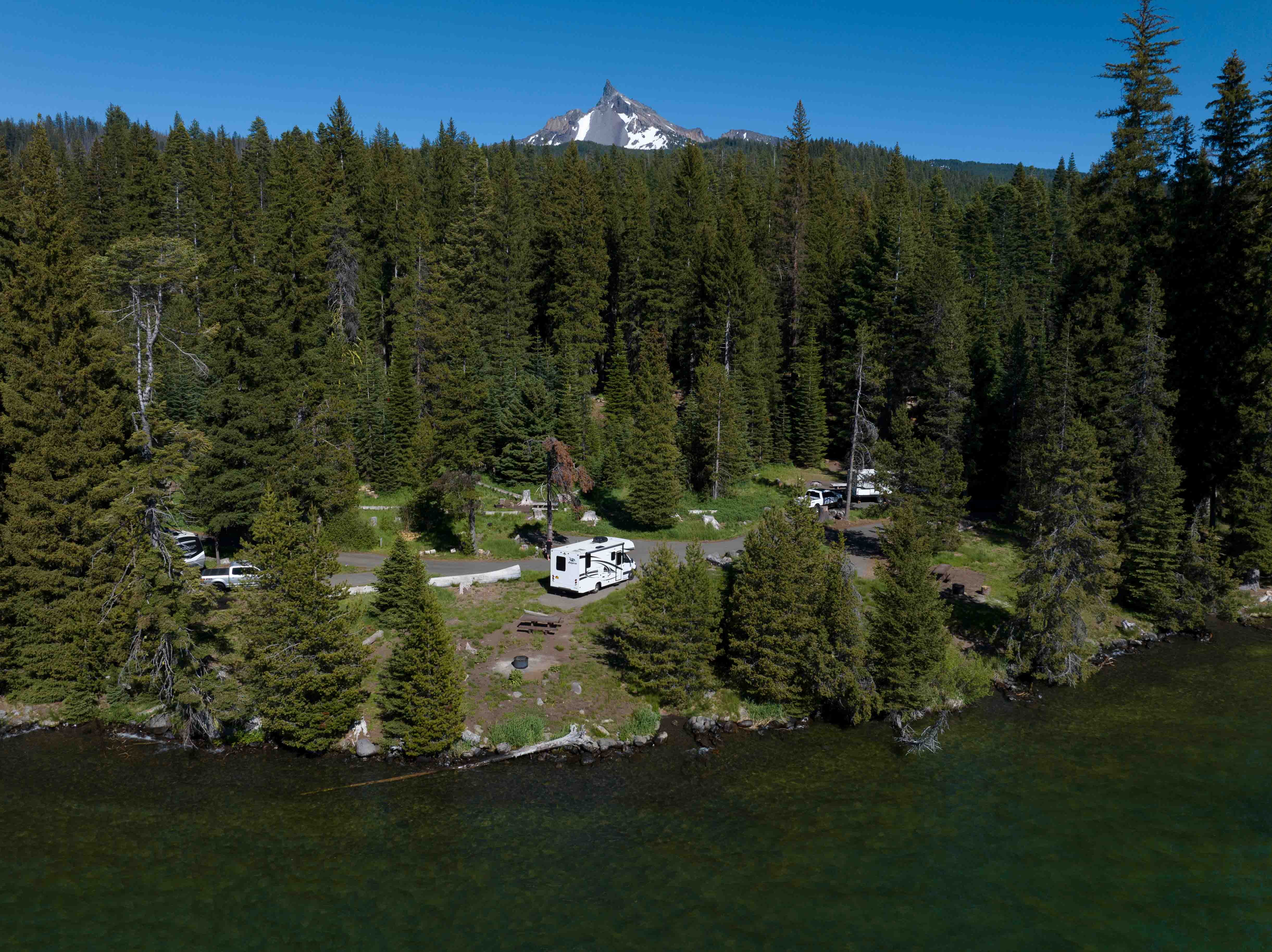 A Jayco Melbourne Class C motorhome in Umpqua National Forest.