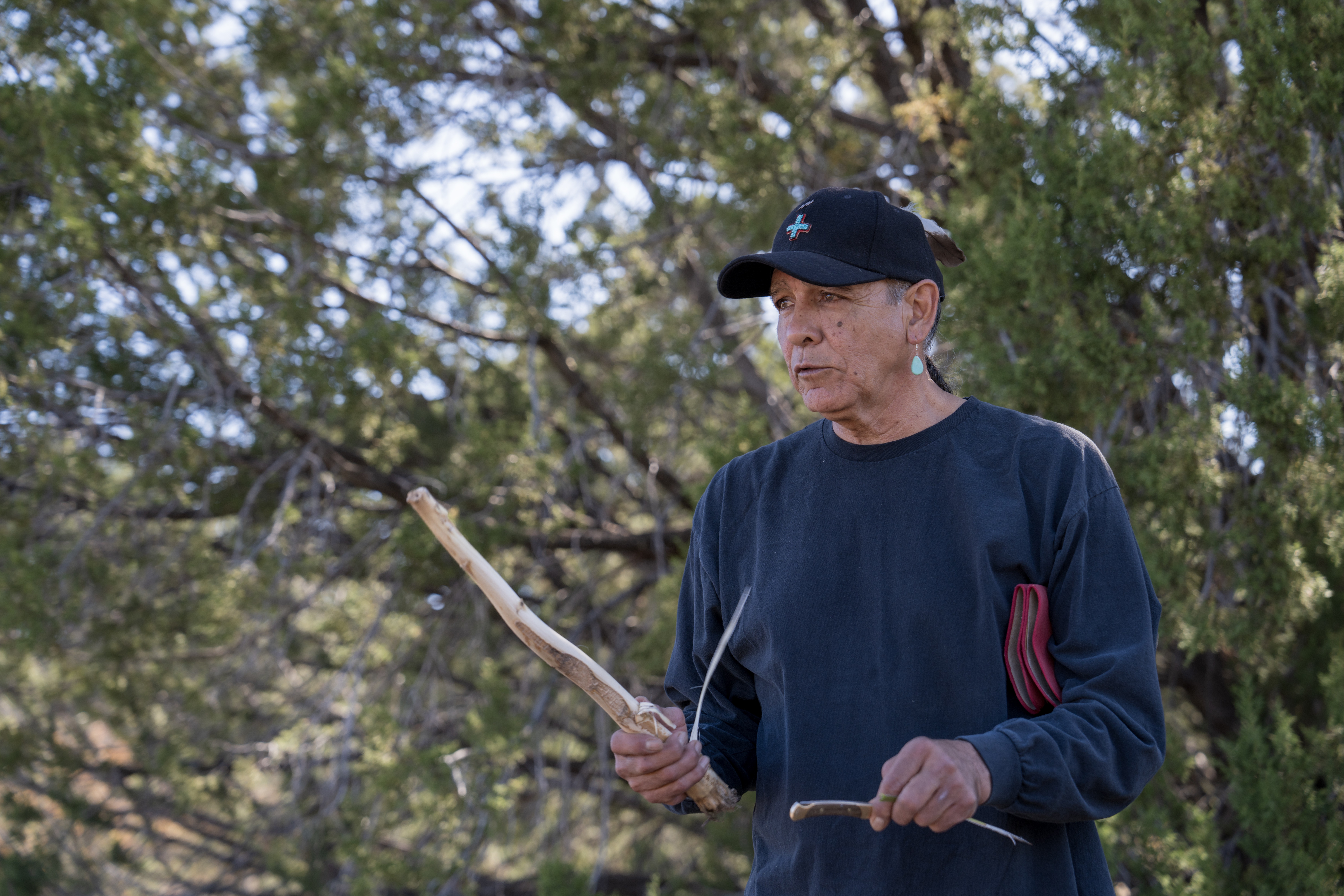 A guide speaks at Gila National Forest.