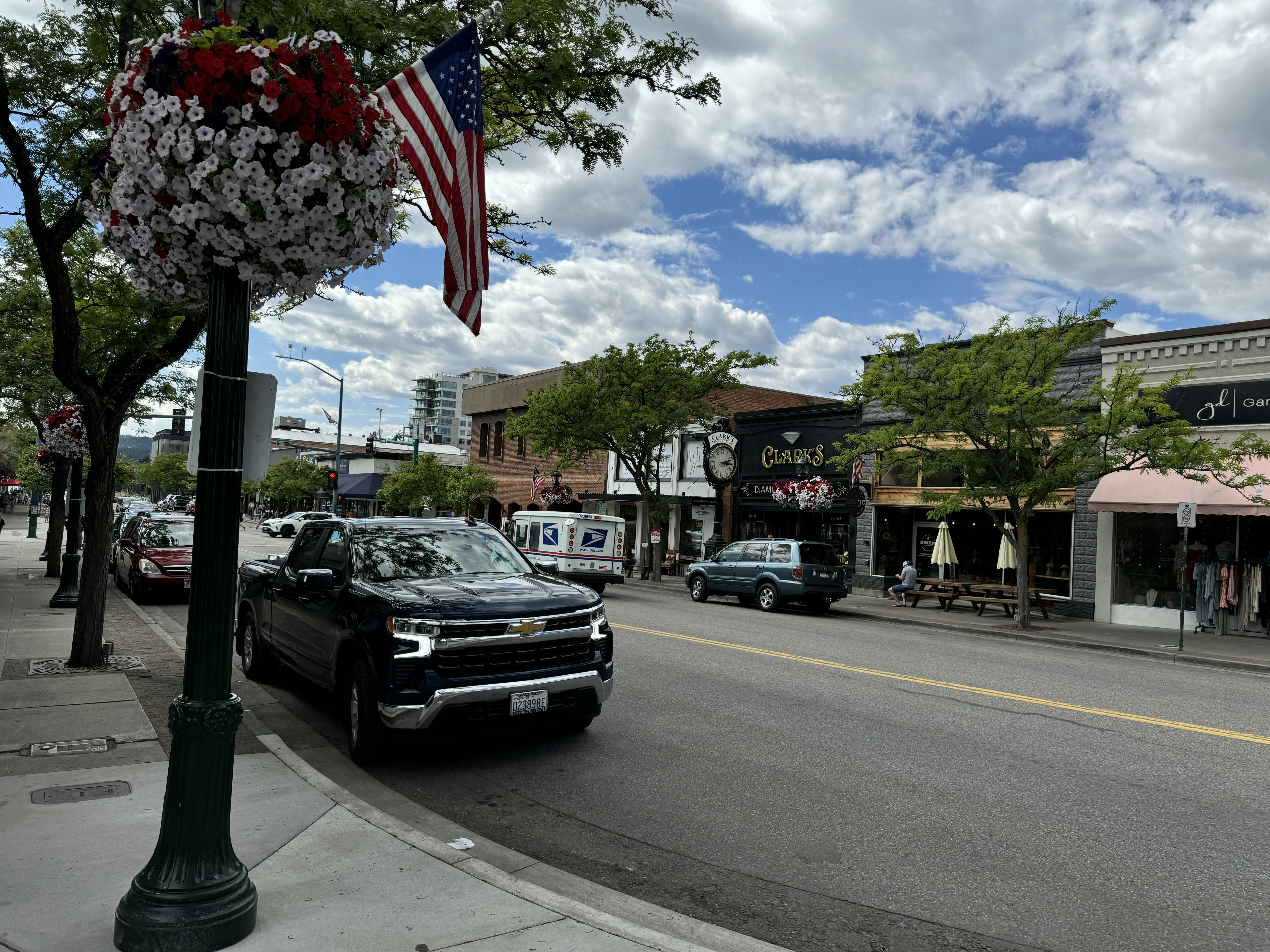 The business district in Downtown Couer d’Alene.